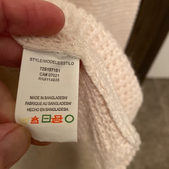 Top - Picture 7 of 8